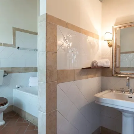 Palazzaccio 26, Emma Villa