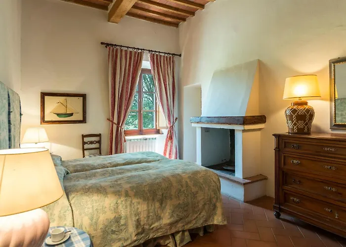 Villa Palazzaccio 26, Emma