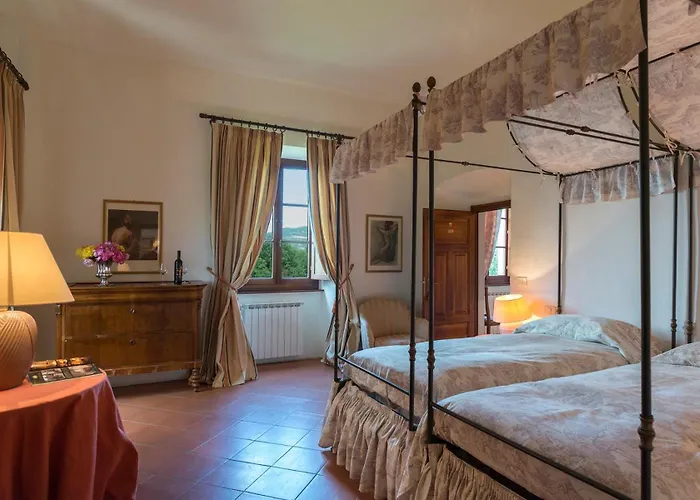 Palazzaccio 26, Emma Villa *