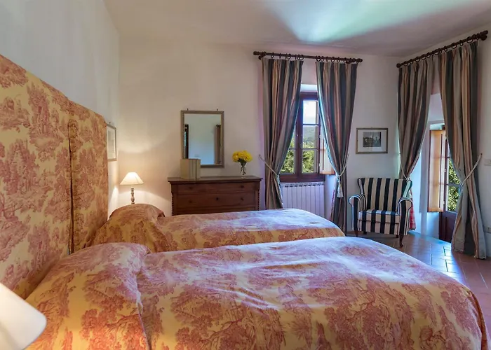 Villa Palazzaccio 26, Emma *